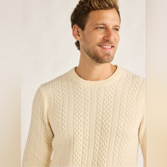 Free Assembly Men's Cream Cable Knit Fisherman Style Sweater Size Small - Picture 14 of 14